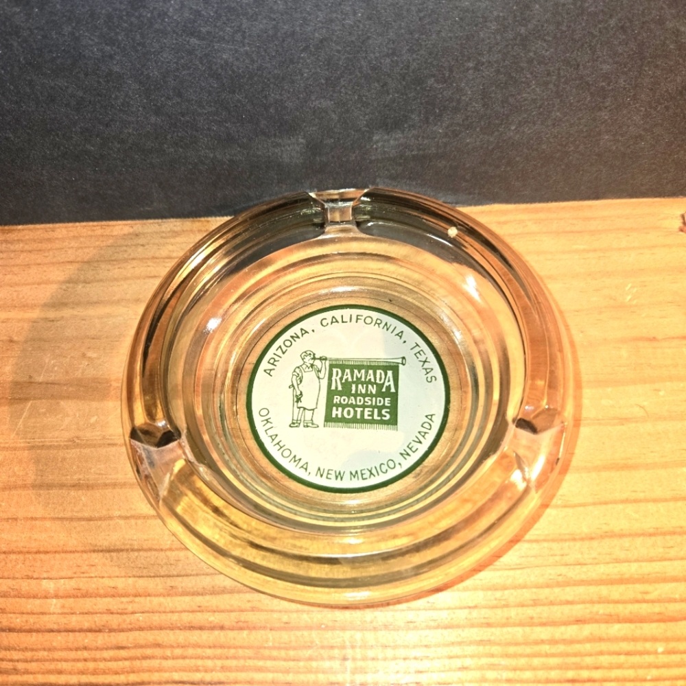 RARE VINTAGE RAMADA INN ROADSIDE HOTELS W/ WESTERN STATES AZ CA TX OK NV ASHTRAY